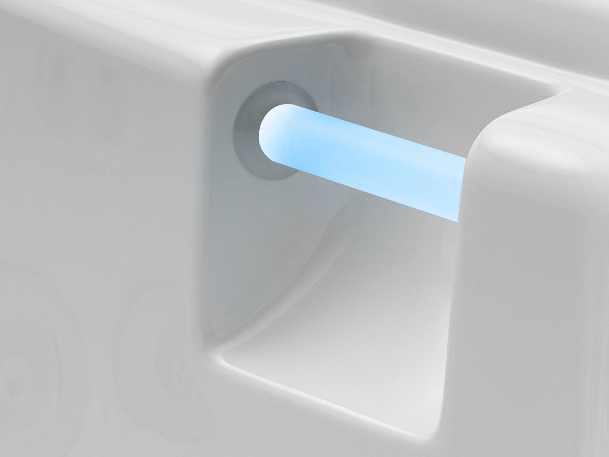 caldera-spas-paradise-series-seychelles-model-arctc-white-detail-hand-rail-original-size